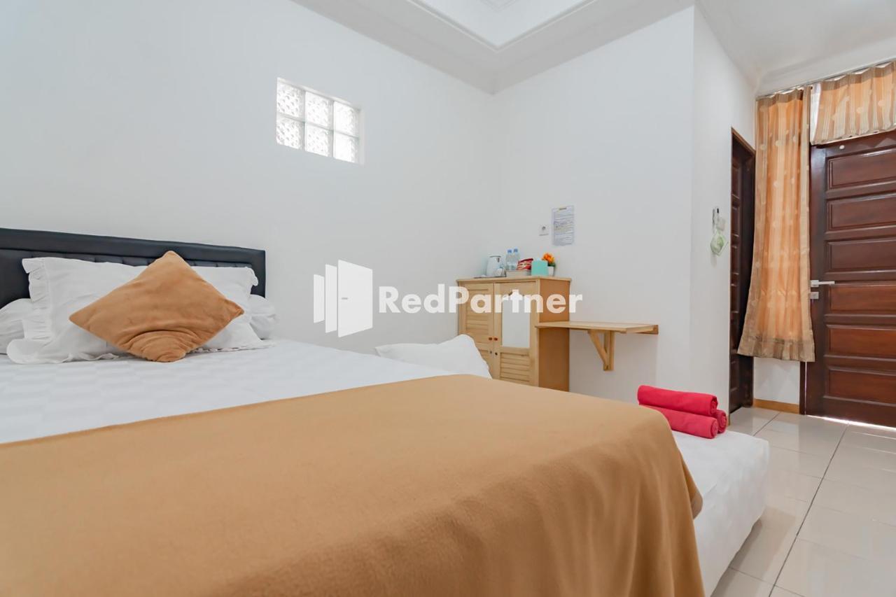 סמרינדה Langkar Guest House Syariah Mitra Reddoorz מראה חיצוני תמונה