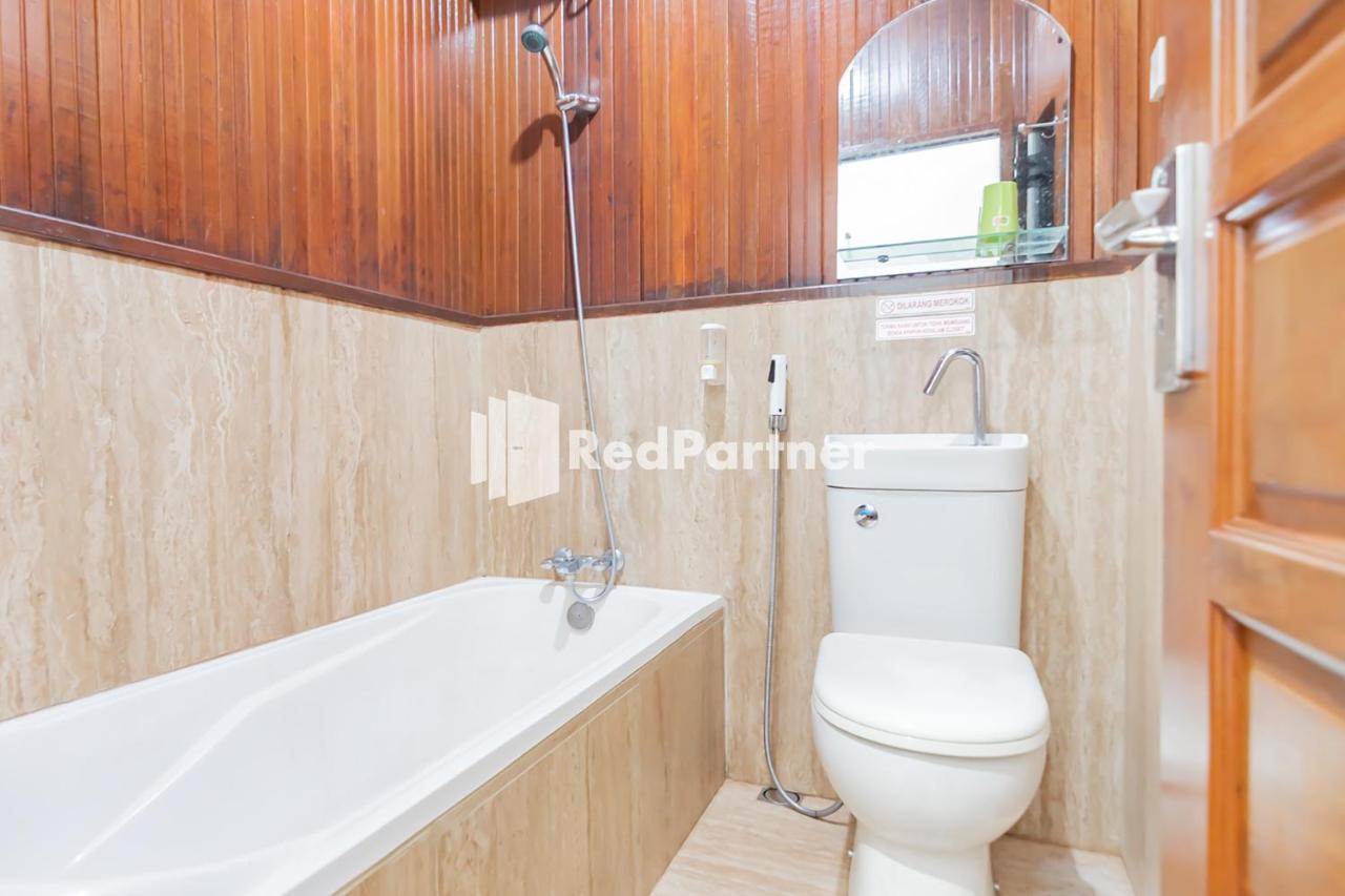 סמרינדה Langkar Guest House Syariah Mitra Reddoorz מראה חיצוני תמונה