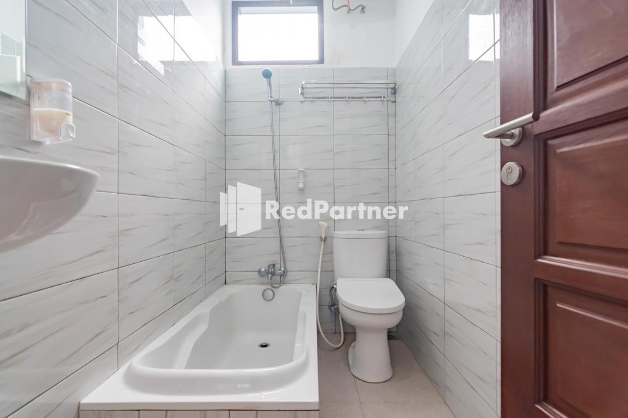 סמרינדה Langkar Guest House Syariah Mitra Reddoorz מראה חיצוני תמונה