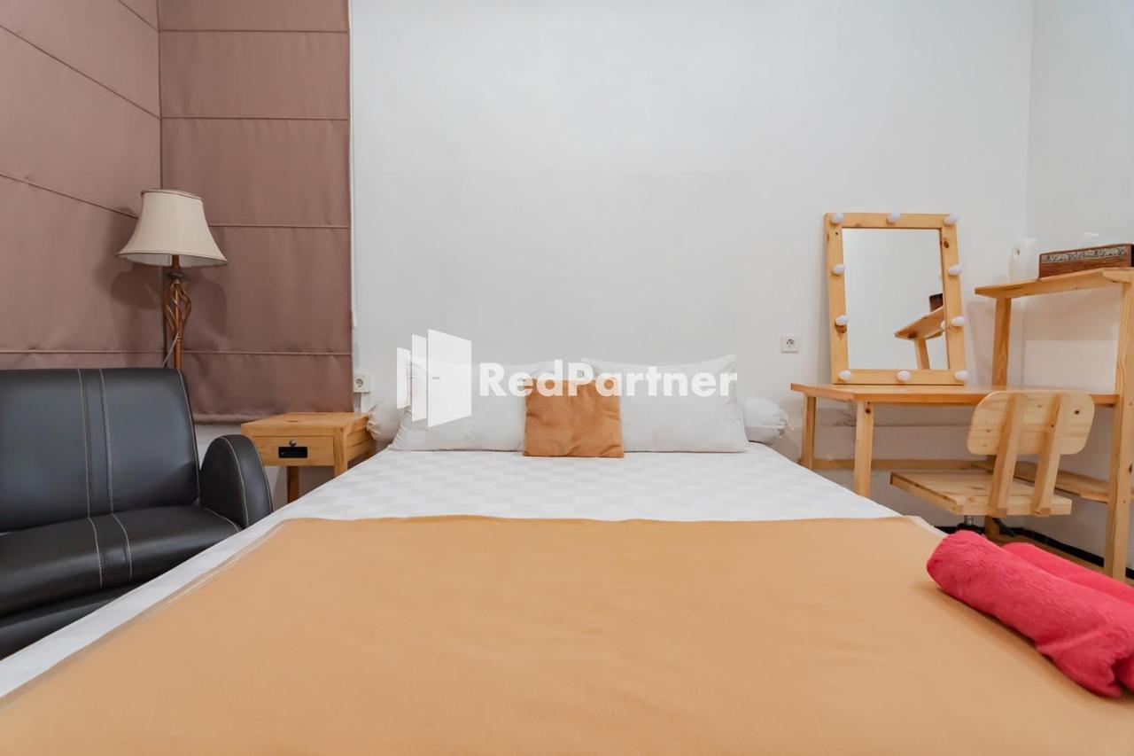 סמרינדה Langkar Guest House Syariah Mitra Reddoorz מראה חיצוני תמונה